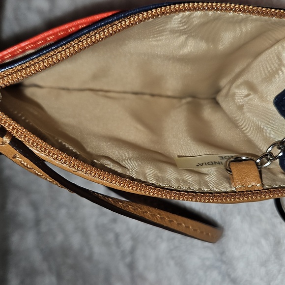 Coach Red and Blue Wristlet , Dust Bag EUC - Picture 3 of 6